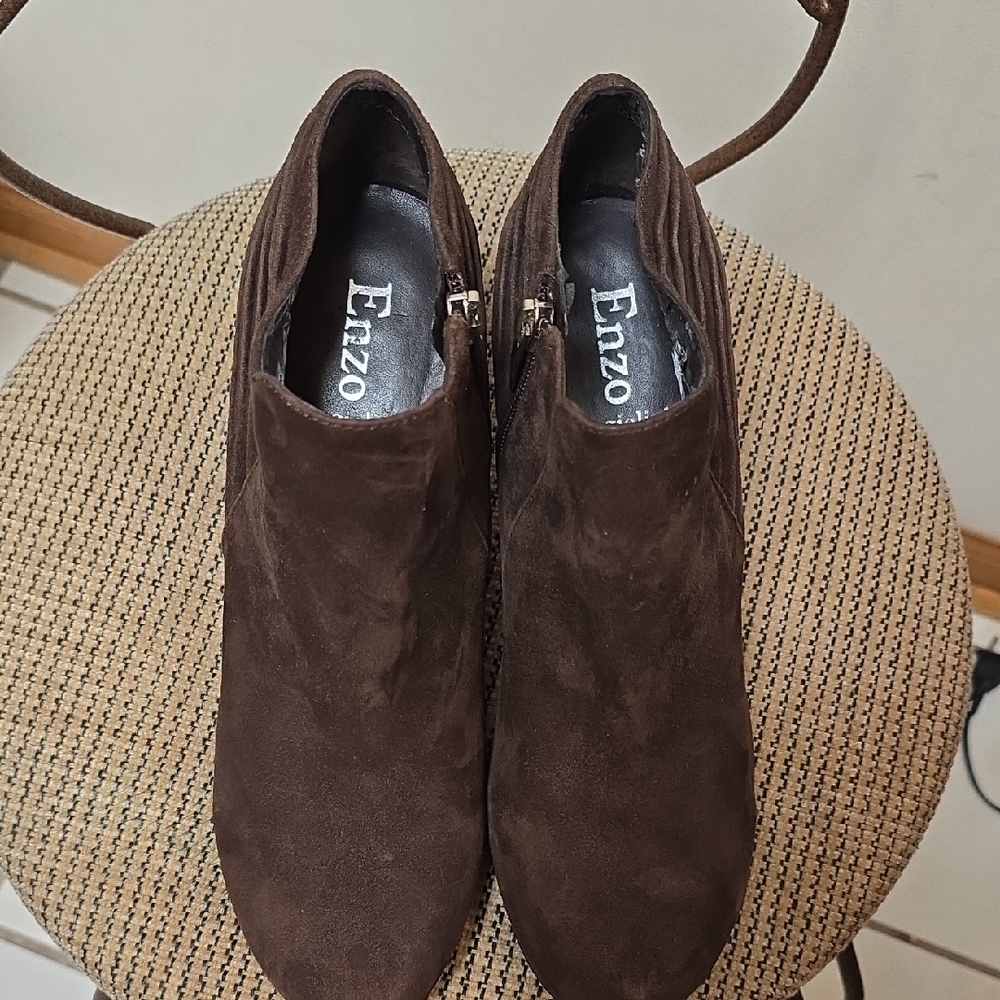 Woman's Brown Suede Ankle Boots